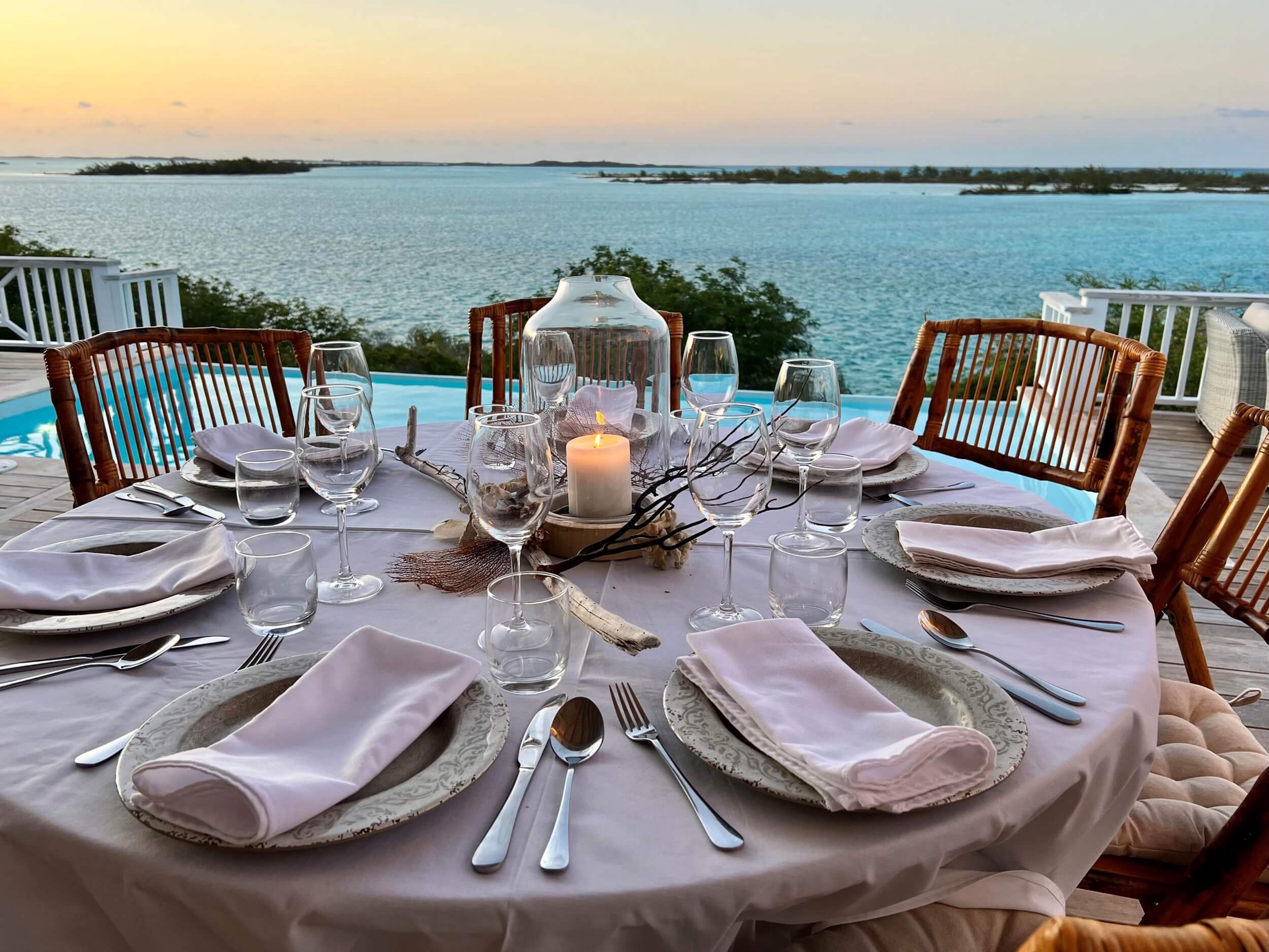 Dinnertable Ocean Bahari house Great Exuma Bahamas